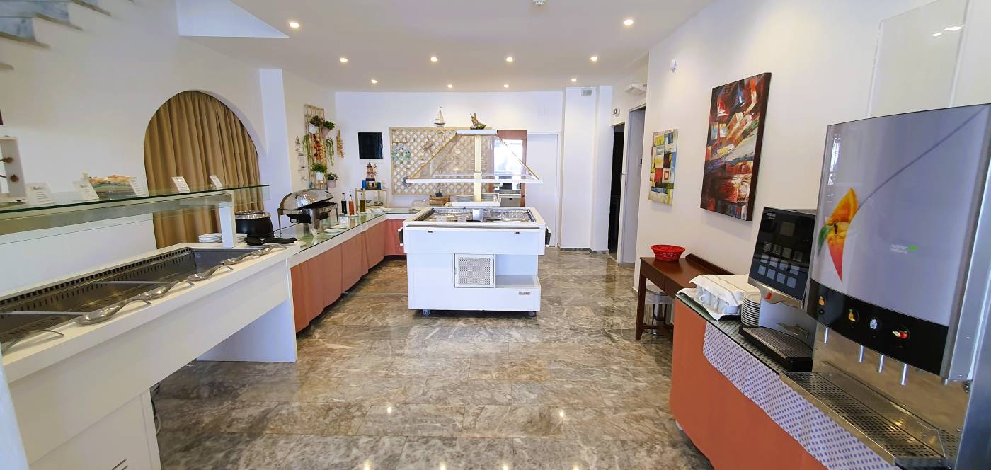 FAI1 11J/10N - HOTEL BLANC- AI